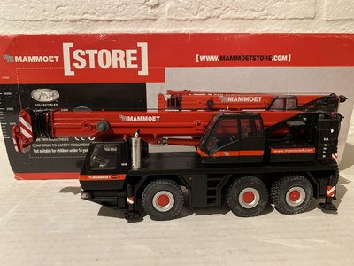 Mammoet store TWH Grove GMK 3055 Mobile Crane MAMMOET