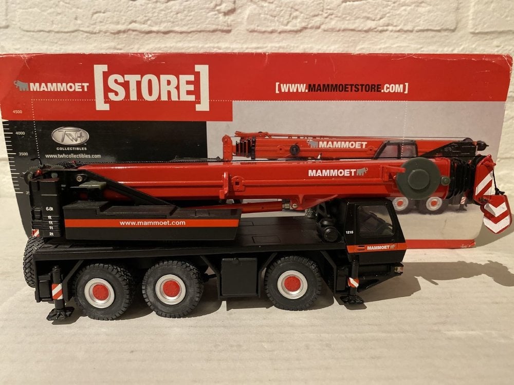 Mammoet store TWH Grove GMK 3055 Mobile Crane MAMMOET
