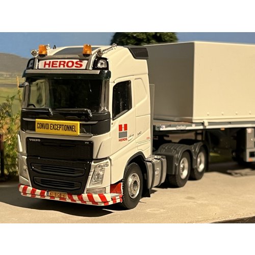 WSI IMC/Tekno Volvo FH4 Glob. 6x4 with 7-axle Nooteboom ballasttrailer HEROS WSI IMC/Tekno Volvo FH4 Glob. 6x4 with 7-axle Nooteboom ballasttrailer HEROS