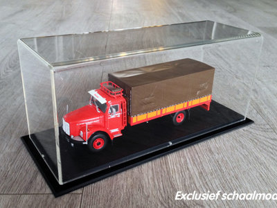 Tekno Tekno display case tractor or rigid truck