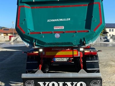 Tekno Tekno Volvo FH04 Globetrotter met 3-assige Meiller oplegger Kiefl Transporte