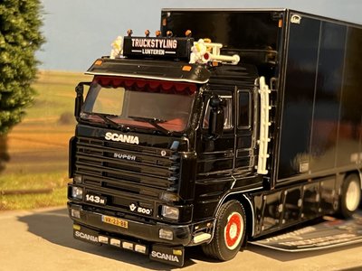 WSI WSI Scania 143M streamline 6x4 box truck Truckstyling Lunteren