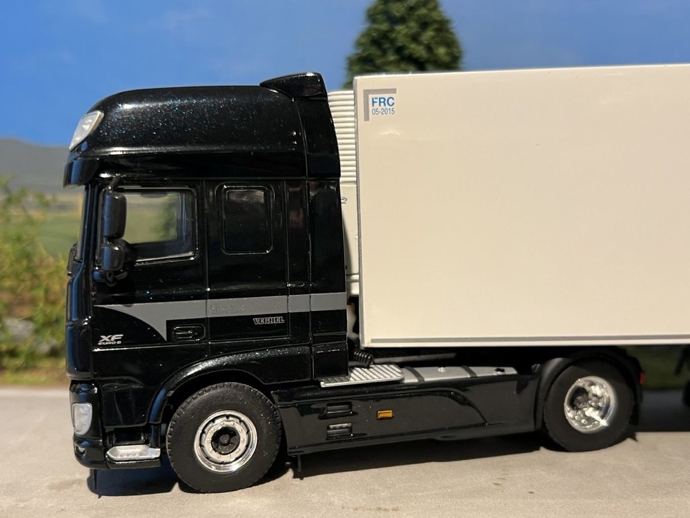 WSI WSI DAF 106XF SSC 4x2 + 3-as koeloplegger Trans-Imex