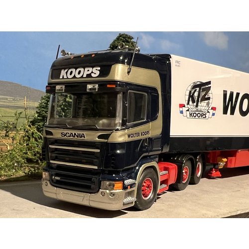 Tekno Tekno Scania R420Topline 6x2 with 3-axle reefer trailer Wolter Koops