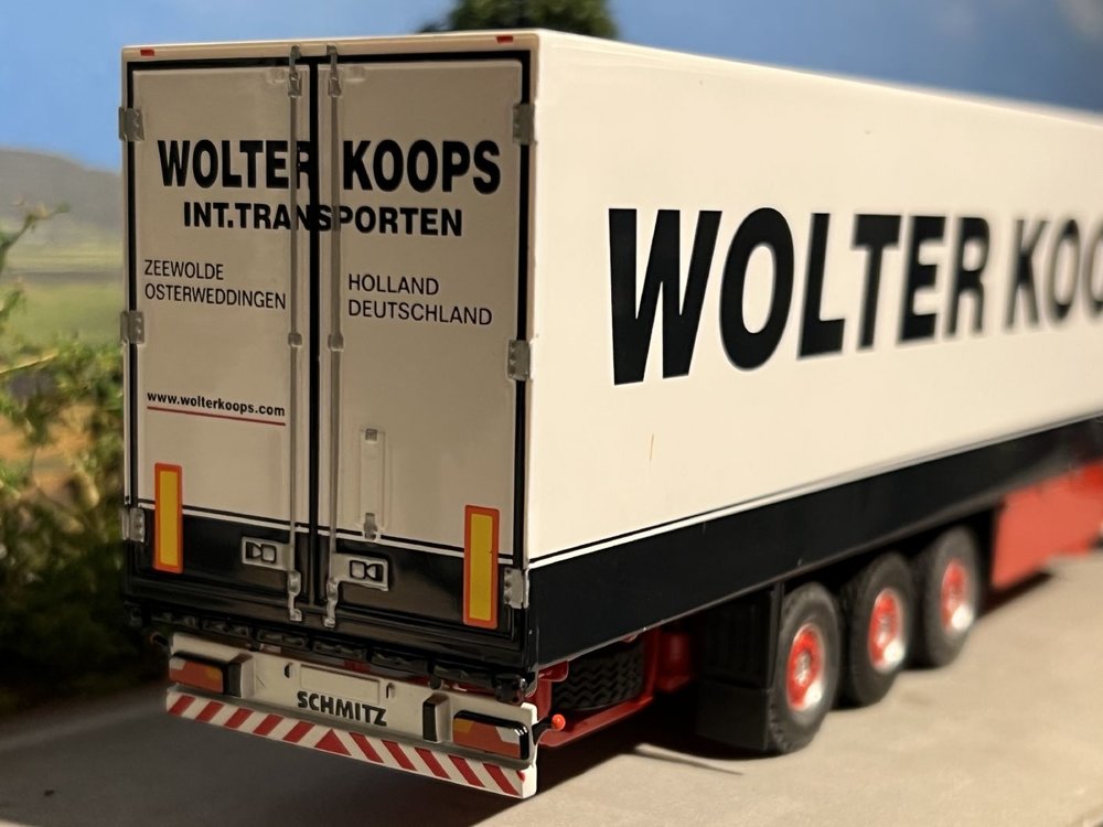 Tekno Tekno Scania R420Topline 6x2 with 3-axle reefer trailer Wolter Koops