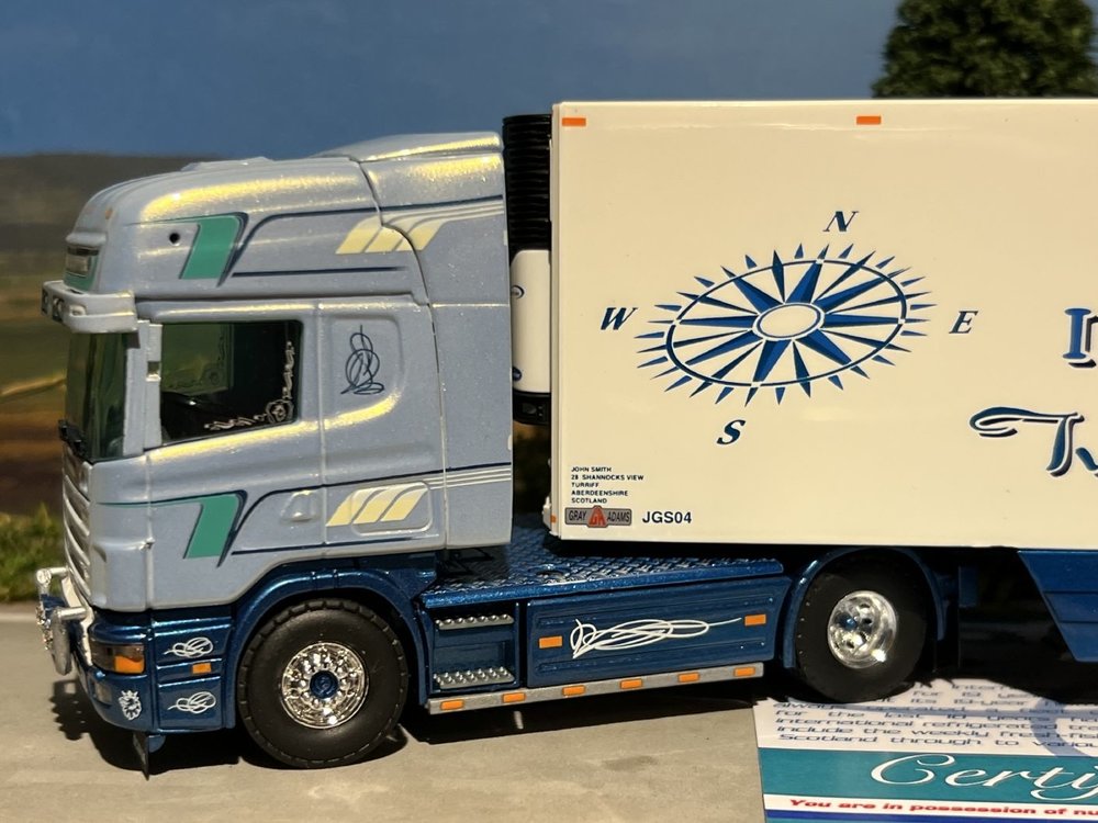 Tekno Tekno Scania 164L Topline 4x2 with 3-axle reefer trailer J.G. Smith