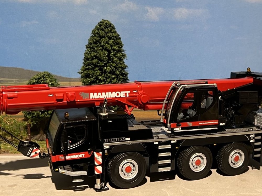 Mammoet store WSI Liebherr LTM 1050-3.1 mobile crane Mammoet