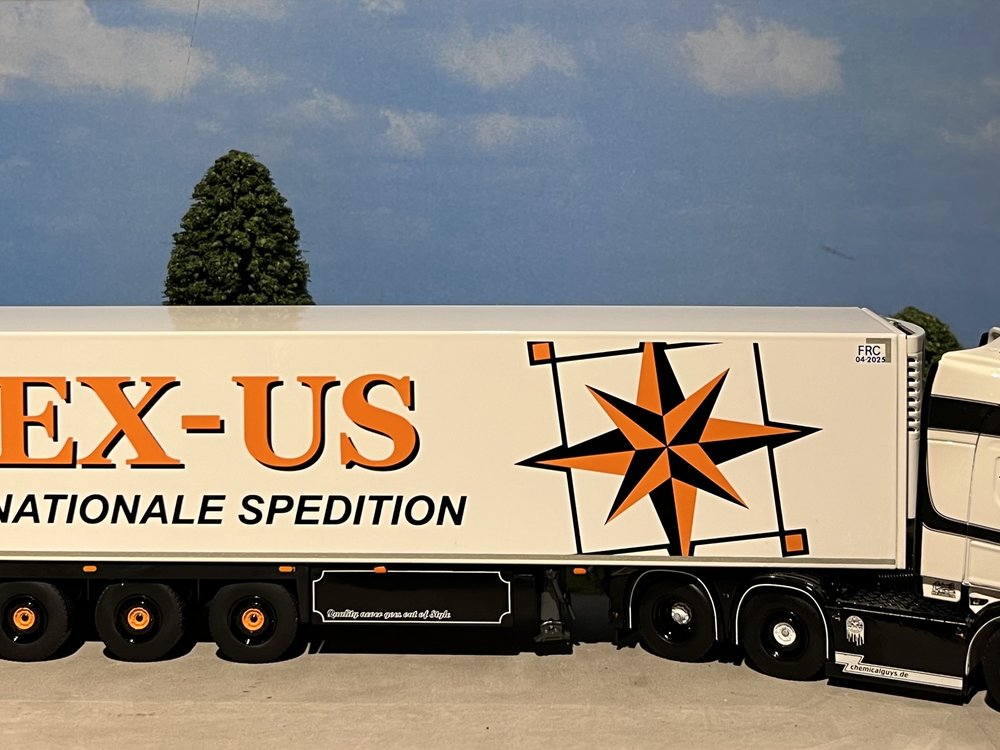 WSI WSI Scania streamline Topline 6x2 + 3-axle reefer trailer LEX-US