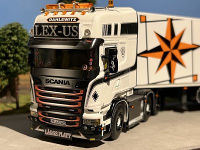 WSI WSI Scania streamline Topline 6x2 + 3-as koeloplegger LEX-US