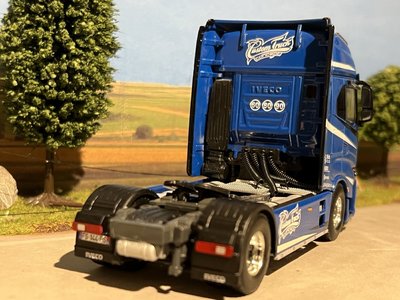 WSI WSI  Iveco S-way 4x2 Transport FAST