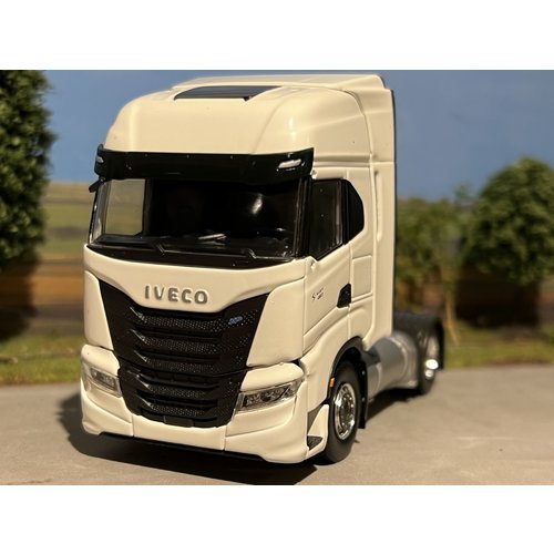 Tekno Tekno Iveco S-Way LNG 4x2 Tekno Basis Tekno Tekno Iveco S-Way LNG 4x2 Tekno Basis