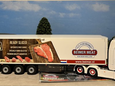 WSI WSI Exclusive Scania S Highline 6x2 with twinsteer reefer trailer Beimer meat