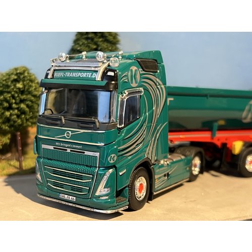 Tekno Tekno Volvo FH04 Globetrotter with 3-axle Meiller tipper trailer Kiefl Transporte