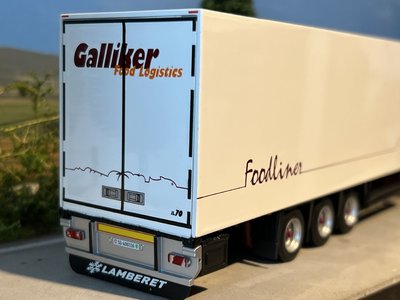 Tekno Tekno Iveco S-way with 3-axle reefer trailer Galliker