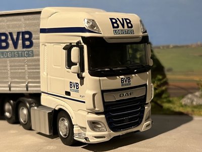 Tekno Tekno DAF XF Super Space Cab with curtainside trailer and Moffet reachtruck BVB Logistics