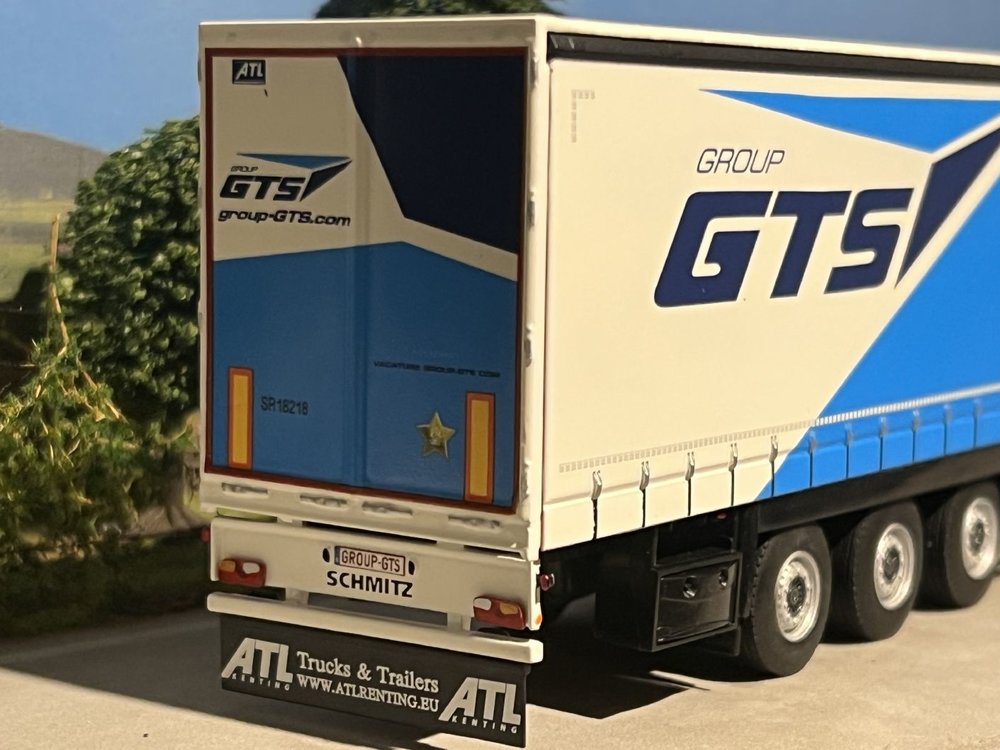 WSI WSI Volvo FH4 Glob. 4x2 met 3-as schuifzeilen oplegger GTS Group