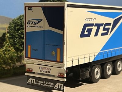 WSI WSI Volvo FH4 Glob. 4x2 with 3-axle curtainside trailer GTS Group