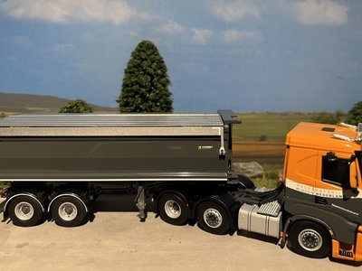 WSI WSI Iveco S-Way 6x2 twinsteer - 2-axle tipper Baggerbedrijf Midden Nederland