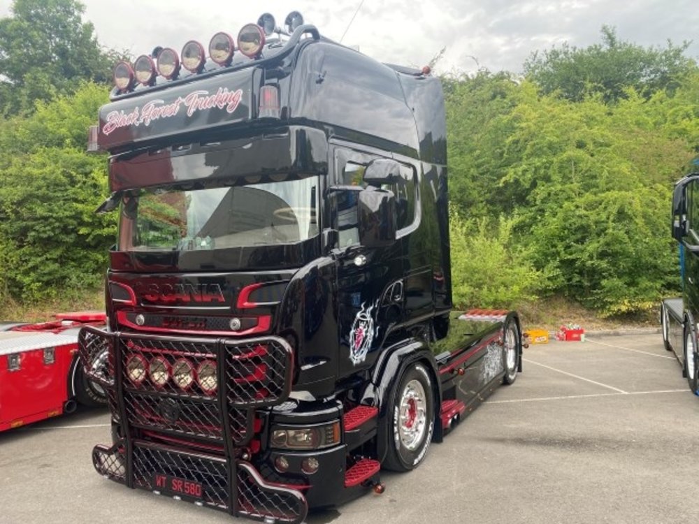 Tekno Tekno Scania R-serie Streamline Topline 4x2 Black Forest Trucking