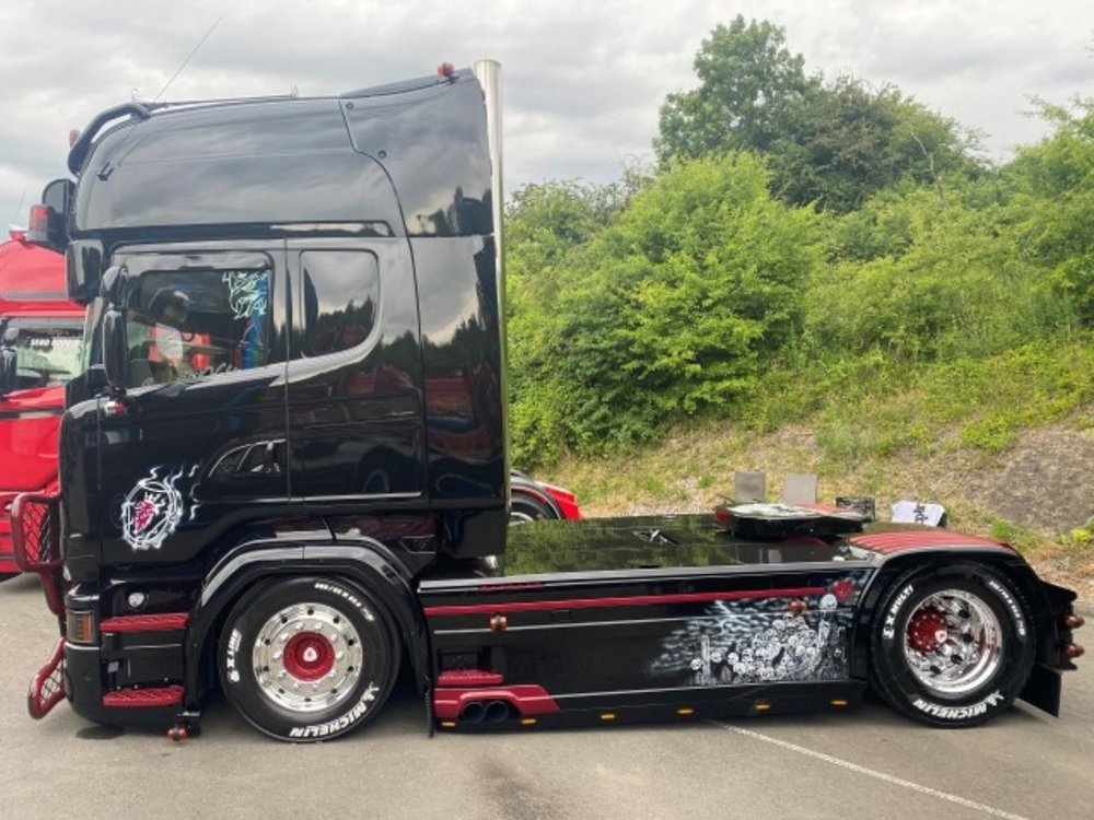 Tekno Tekno Scania R-serie Streamline Topline 4x2 Black Forest Trucking