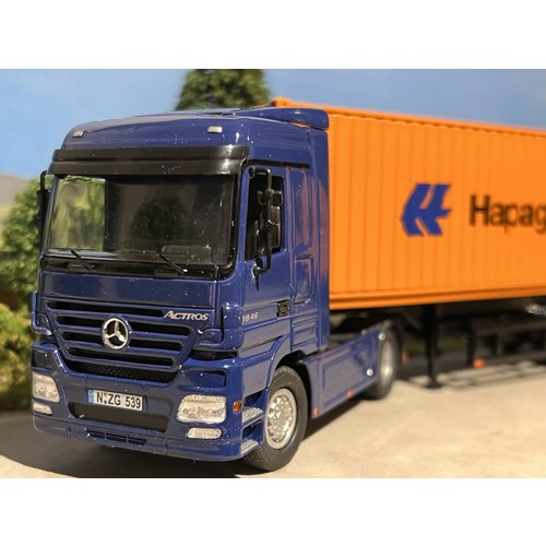 NZG NZG Mercedes Benz Actros 4x2 Container trailer Hapag Lloyd NZG NZG Mercedes Benz Actros 4x2 Container trailer Hapag Lloyd