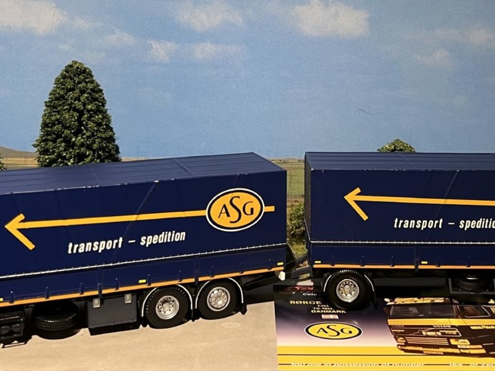 Tekno Tekno Volvo FH12 Globetrotter motorwagen met huif aanhanger Borge Moller ASG