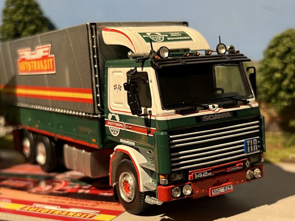 Tekno Tekno Scania 142 rigid truck with classic trailer Skottorps Akeri  Autotransit