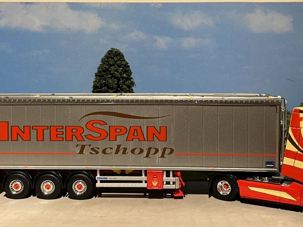 Tekno Tekno Renault T High with 3-axle cargofloor trailer Interspan Tschopp