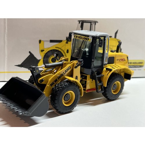 NZG NZG New Holland W170B NZG NZG New Holland W170B