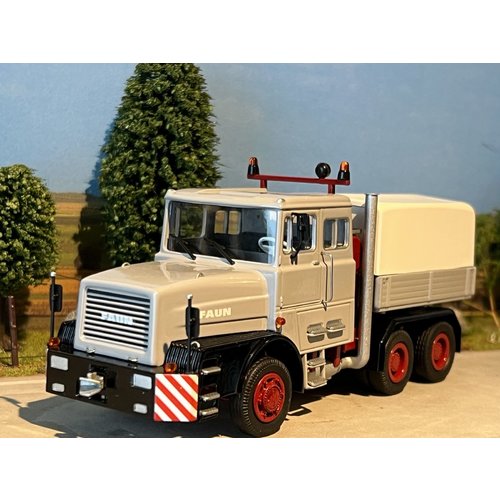 NZG NZG FAUN Type 1206 heavy haulage tractor NZG NZG FAUN Type 1206 heavy haulage tractor