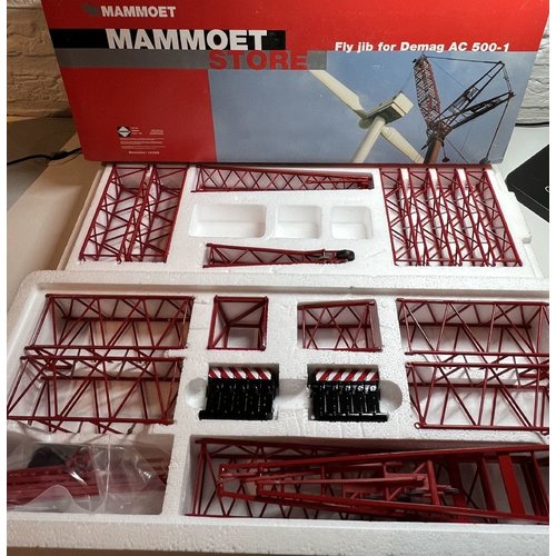 Mammoet store Conrad Demag AC 500-1 Luffing fly jib Mammoet Mammoet store Conrad Demag AC 500-1 Luffing fly jib Mammoet