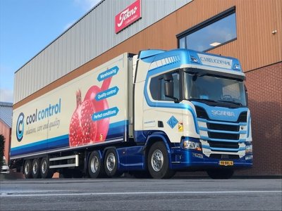 Tekno Tekno Scania Next Gen R-serie Highline 6x2 with 3-axle reefer trailer C. Vreugdenhil - Cool Control