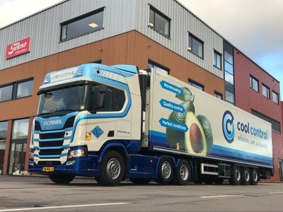 Tekno Tekno Scania Next Gen R-serie Highline 6x2 with 3-axle reefer trailer C. Vreugdenhil - Cool Control