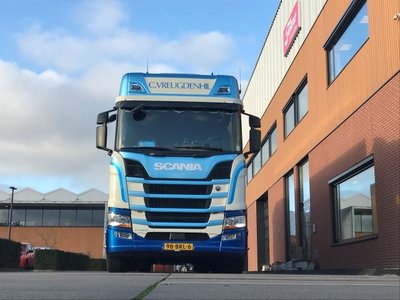 Tekno Tekno Scania Next Gen R-serie Highline 6x2 with 3-axle reefer trailer C. Vreugdenhil - Cool Control