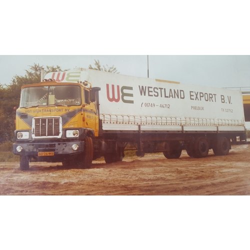 Tekno Tekno Mack F700 classic tilt trailer van Wijk transport Tekno Tekno Mack F700 classic tilt trailer van Wijk transport
