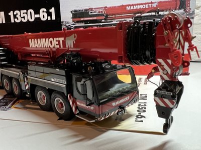 Mammoet store WSI Liebherr LTM 1350-6.1 Mobile crane Mammoet