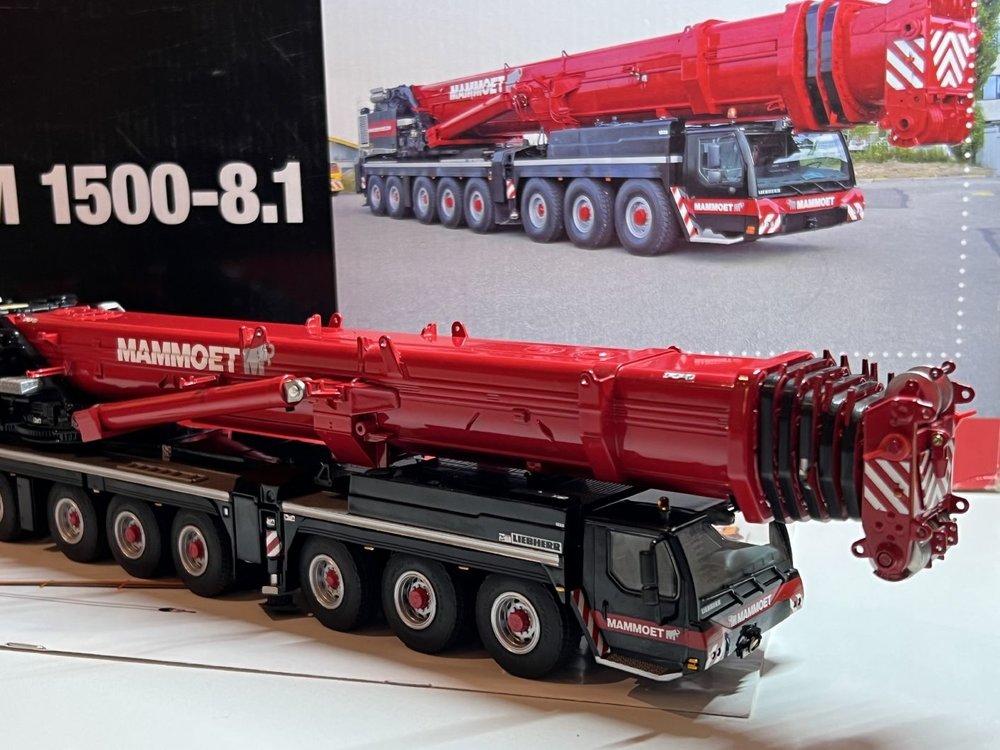 Mammoet store WSI Liebherr LTM 1500-8.1 Mobile crane Mammoet