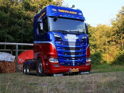 Tekno Tekno Scania Next Gen Highline 6x2 Enevoldson