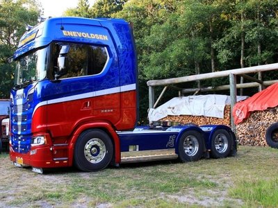 Tekno Tekno Scania Next Gen Highline 6x2 Enevoldson