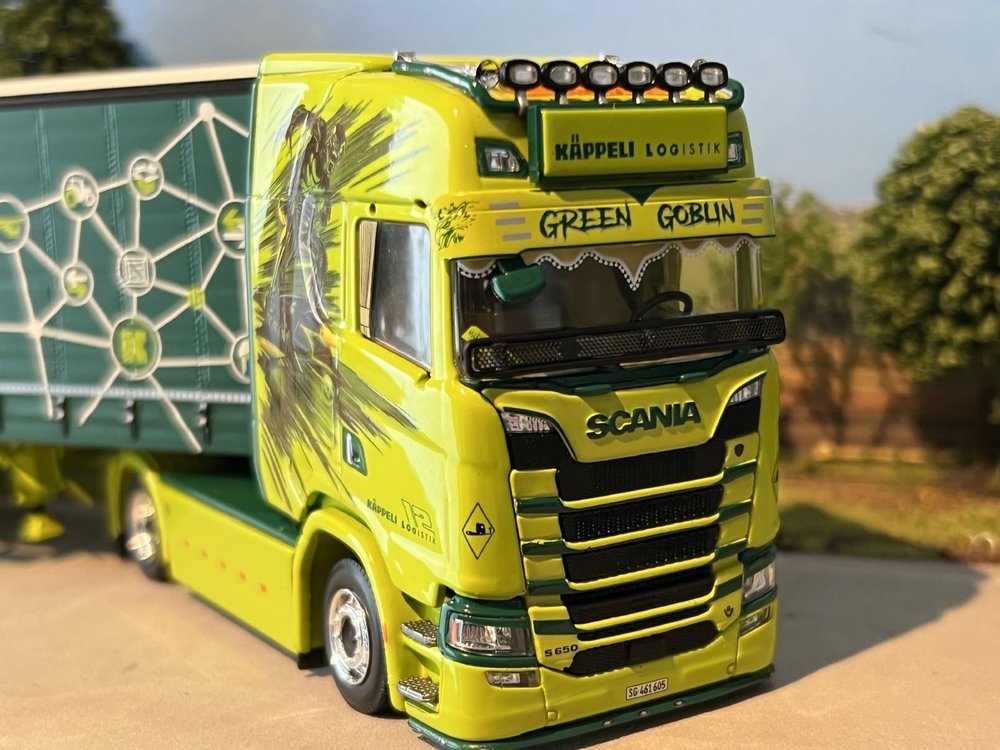 Tekno Tekno Scania S650 Highline met 3-assige schuifzeilen oplegger Käppeli