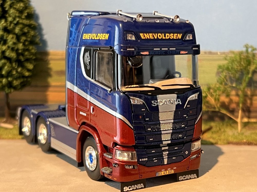 Tekno Tekno Scania Next Gen Highline 6x2 Enevoldson