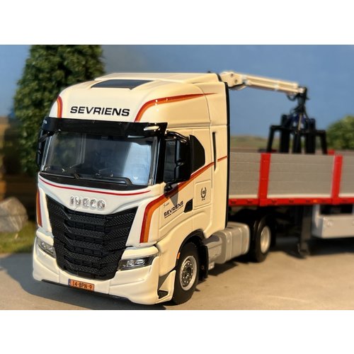 WSI WSI Iveco S-Way AS High 4x2 with 3-axle brick trailer WSI WSI Iveco S-Way AS High 4x2 with 3-axle brick trailer