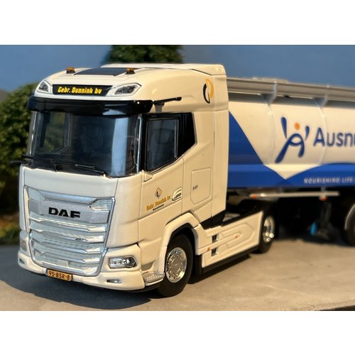 WSI WSI DAF XG 4x2 3-axle tank trailer/ RMO Gebr. Dunnink B.V. (Ausnutria) WSI WSI DAF XG 4x2 3-axle tank trailer/ RMO Gebr. Dunnink B.V. (Ausnutria)