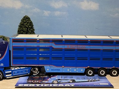 WSI WSI Scania R Topline 4x2 + 3-axle live stock trailer H. Peitzmann