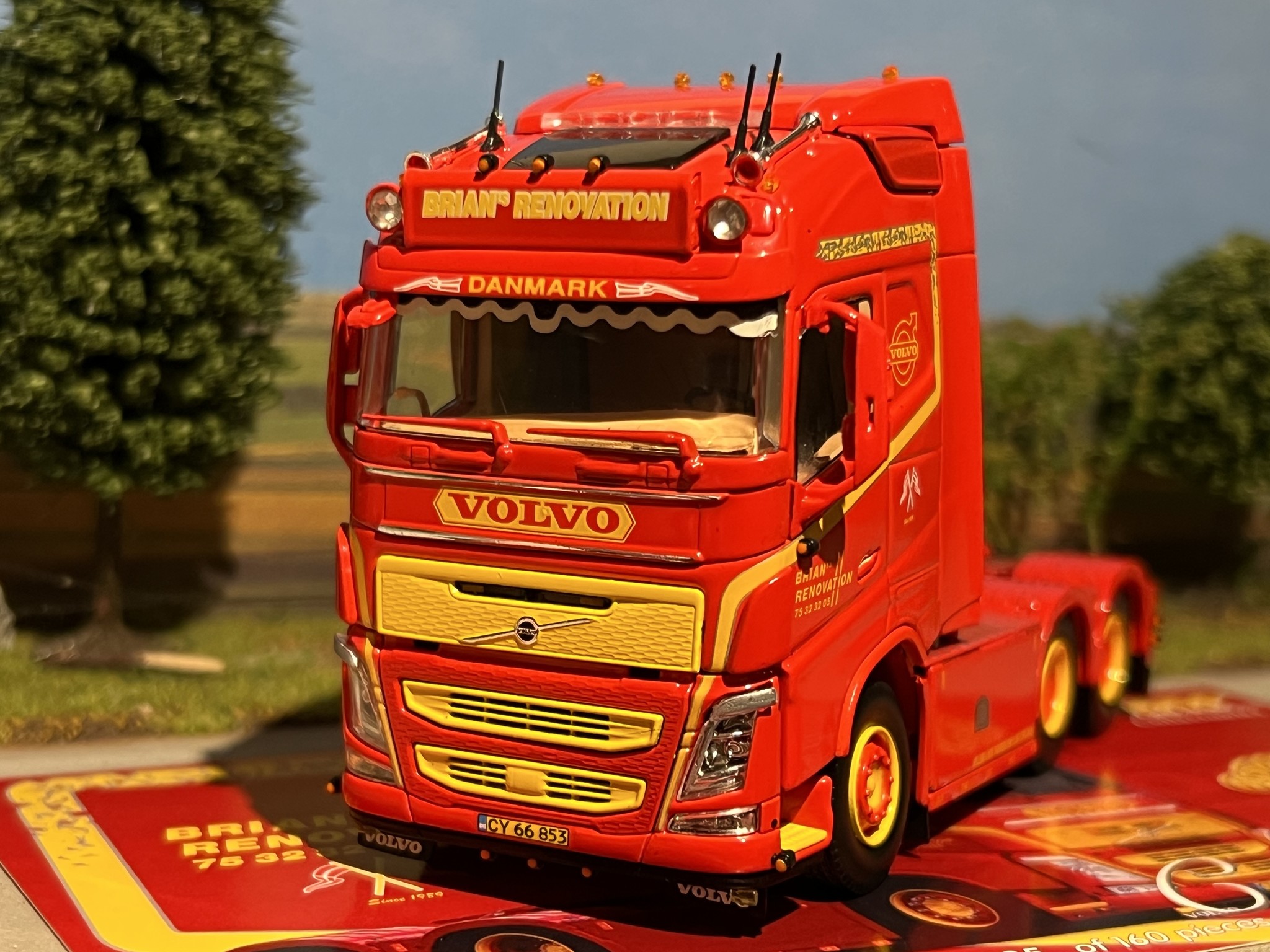 Tekno Volvo FH04 Globetrotter 6x2 Brians renovation
