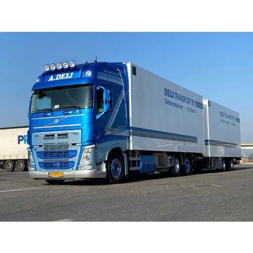 Tekno Tekno Volvo FH04 Globetrotter XL rigid truck with 2-axle trailer DEIJ Transport Tekno Tekno Volvo FH04 Globetrotter XL rigid truck with 2-axle trailer DEIJ Transport