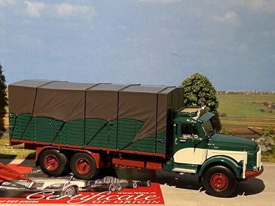 Tekno Tekno Volvo N88 rigid truck with trailer Bilspedition