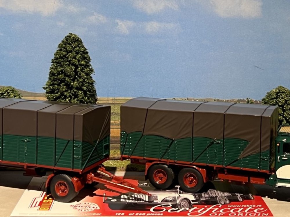 Tekno Tekno Volvo N88 rigid truck with trailer Bilspedition