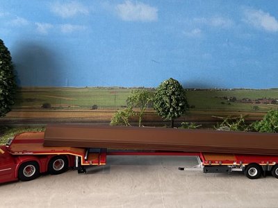 WSI WSI Scania R6 Highline 6x4 + 4-axle semi lowloader + Damwand load Nooteboom red line