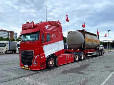 WSI WSI Volvo FH5 Globetrotter XXL 6x4 HAGLUND Transport Goteborg